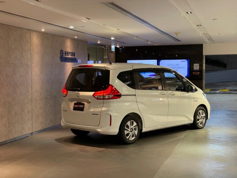 Freed Hybrid GB7 - Image 2