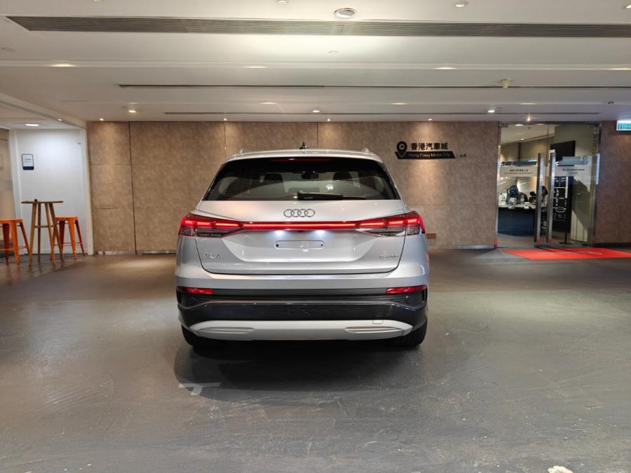 Q4 45 E-TRON - Image 19