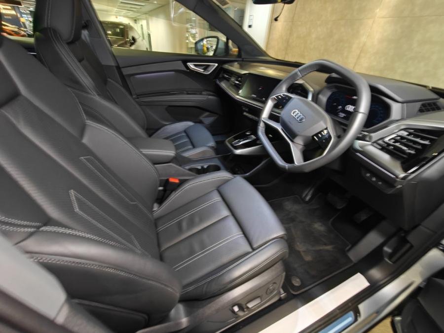 Q4 45 E-TRON - Image 18