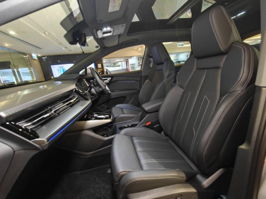 Q4 45 E-TRON - Image 14