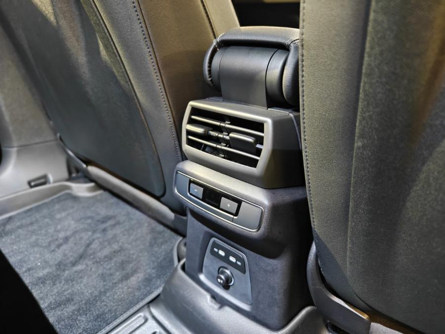 Q4 45 E-TRON - Image 8