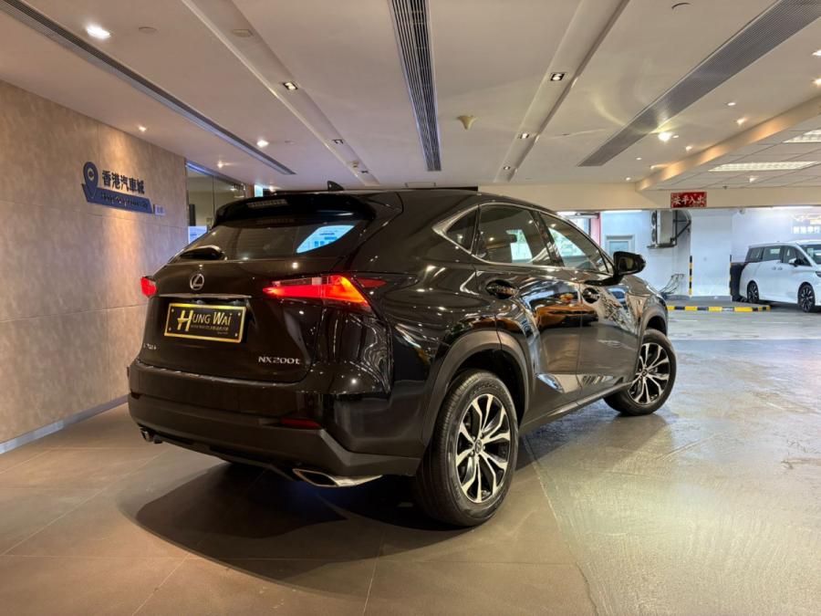 NX200T F-Sport - Image 2