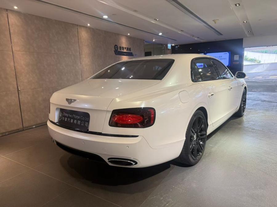 Flying Spur - Image 3