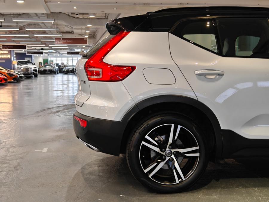XC40 T5 R-DESIGN - Image 20