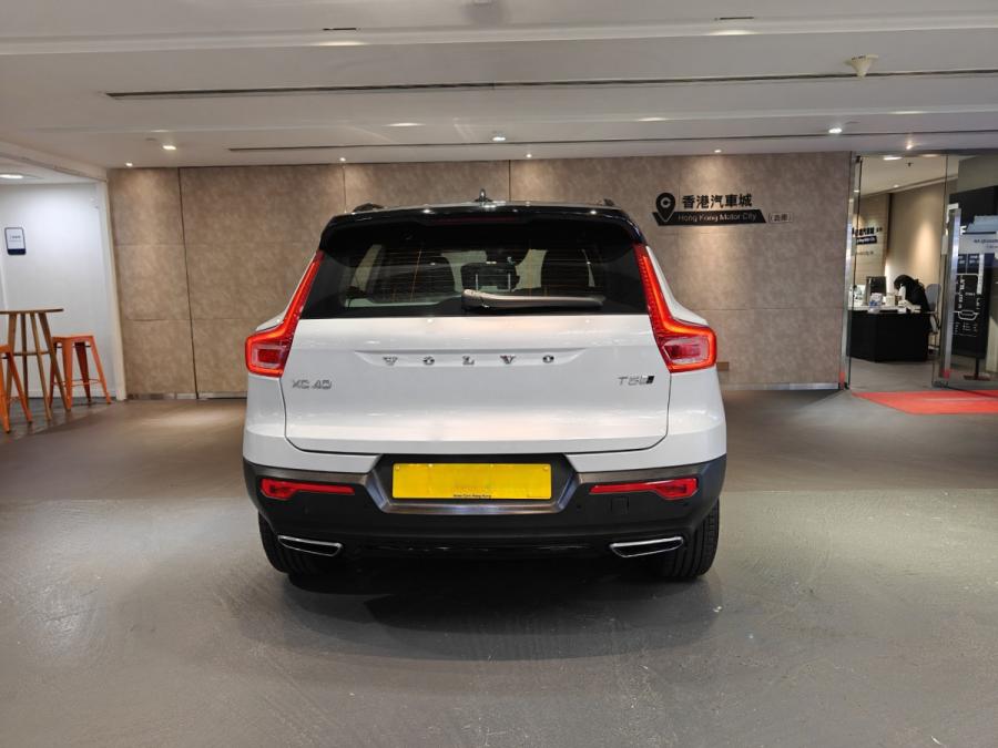 XC40 T5 R-DESIGN - Image 18