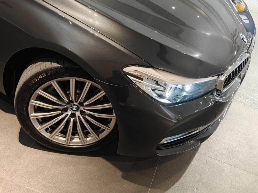 630iA GT LUXURY LINE - Image 21