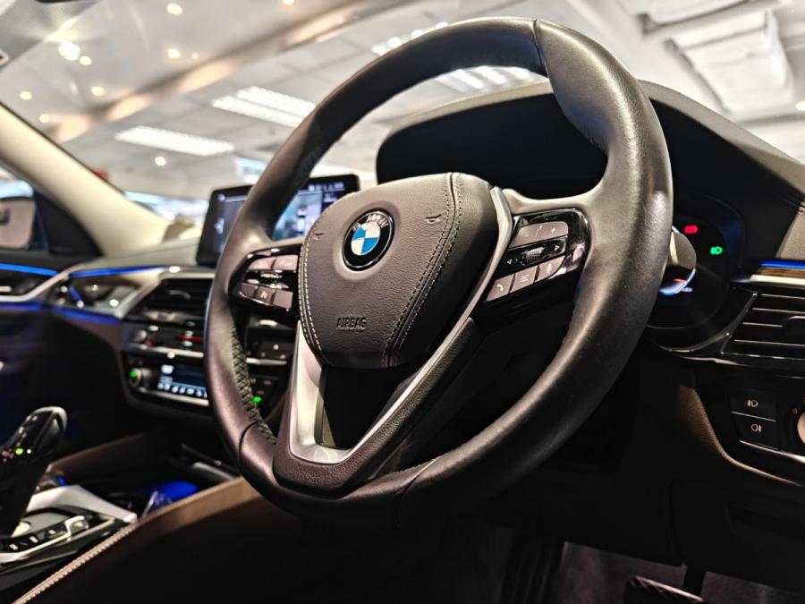 630iA GT LUXURY LINE - Image 11