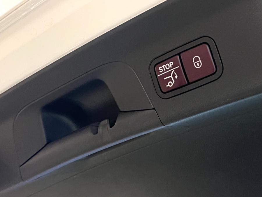 GLC250 Coupe AMG - Image 14