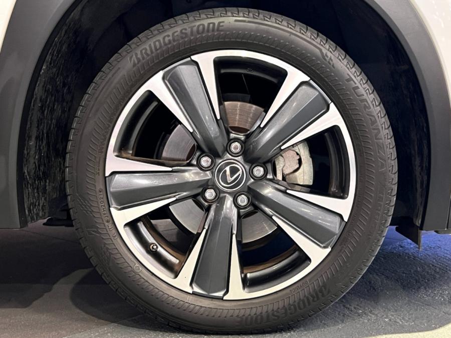 UX200 Ultimate - Image 3