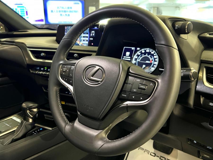 UX200 Ultimate - Image 4