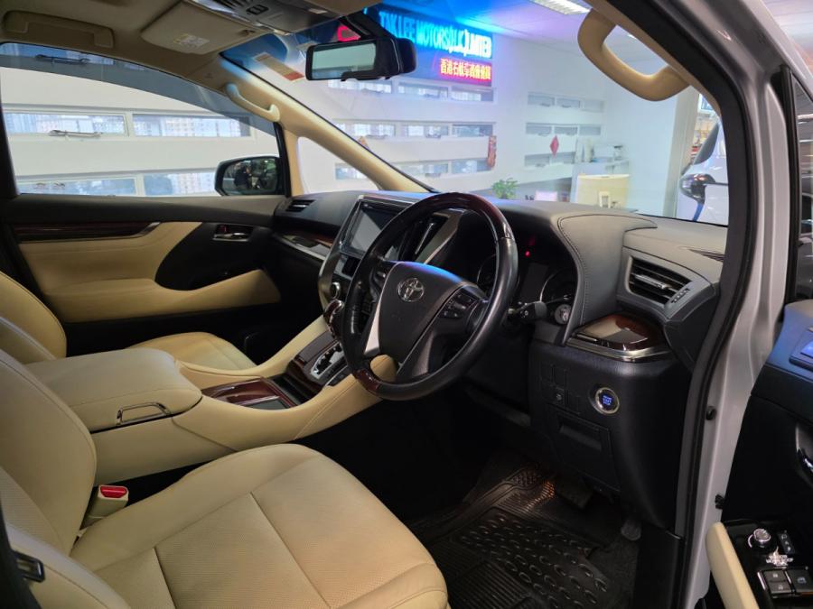 ALPHARD 3.5 - Image 3