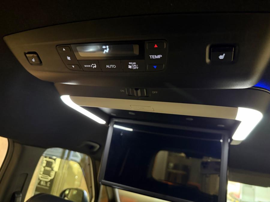 STEPWGN E:HEV PREMIUM LINE - Image 7