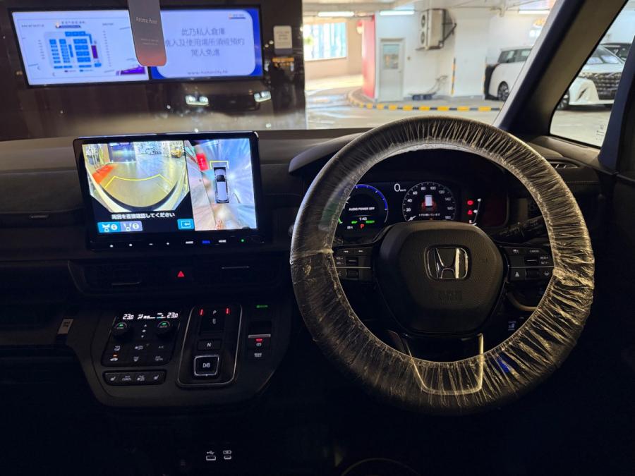 STEPWGN E:HEV PREMIUM LINE - Image 4