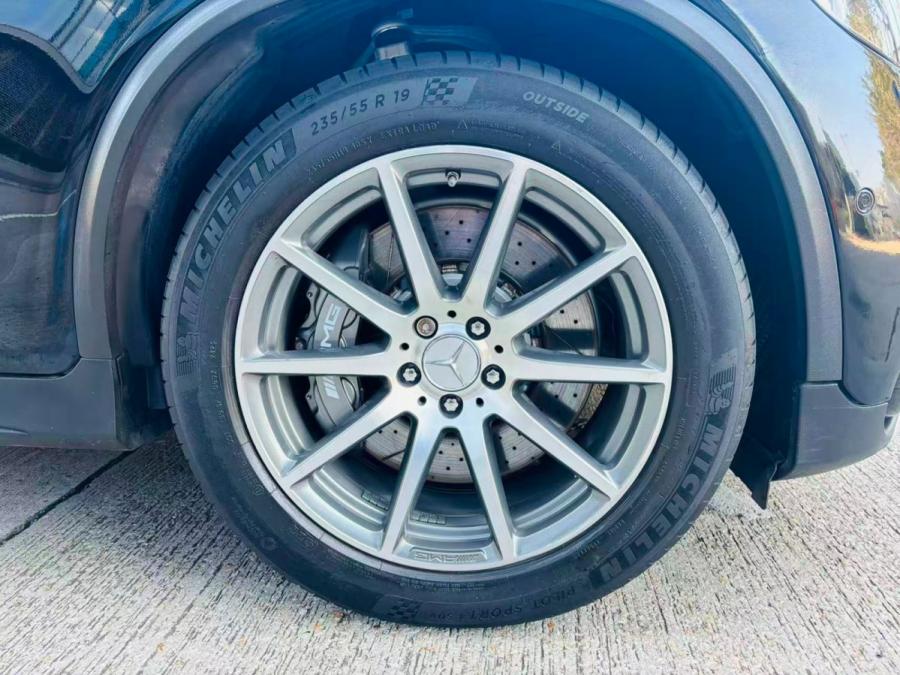 GLC63 4MATIC AMG - Image 6