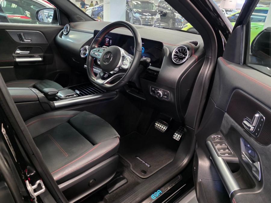 EQA350 4MATIC - Image 2