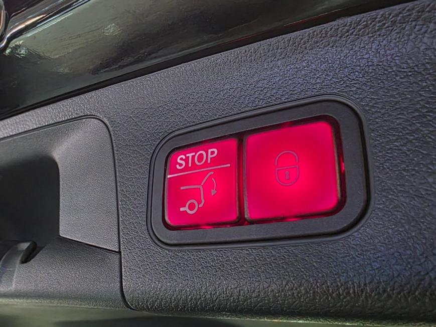 EQA350 4MATIC - Image 4