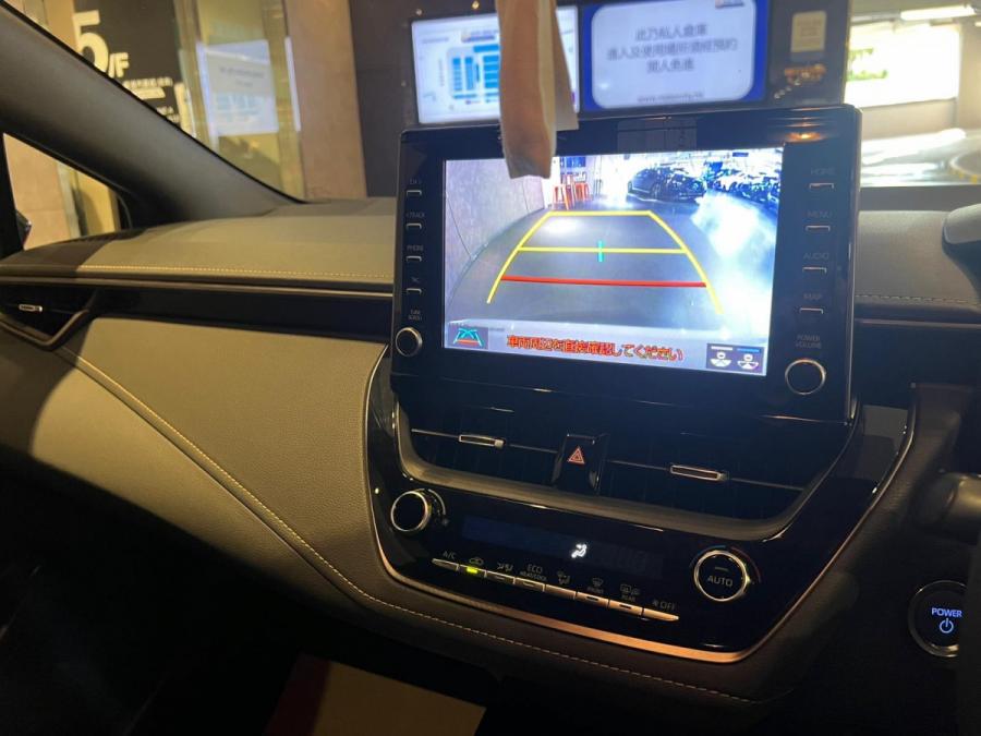 Corolla Touring Hybrid Modellista - Image 5