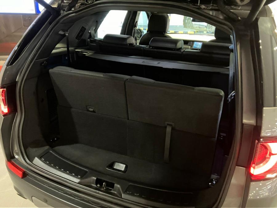 Discovery Sport SE 7S P240 - Image 6