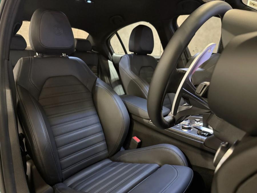 GIULIA QUADRIFOGLiO - Image 11