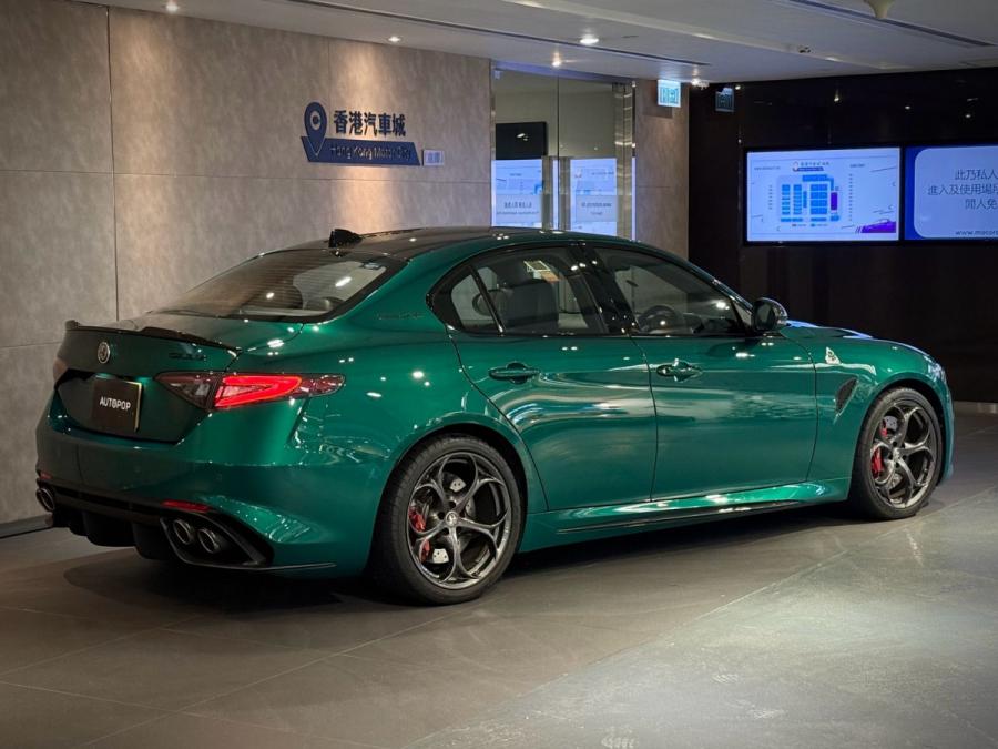 GIULIA QUADRIFOGLiO - Image 2