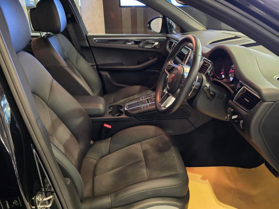 MACAN S - Image 6