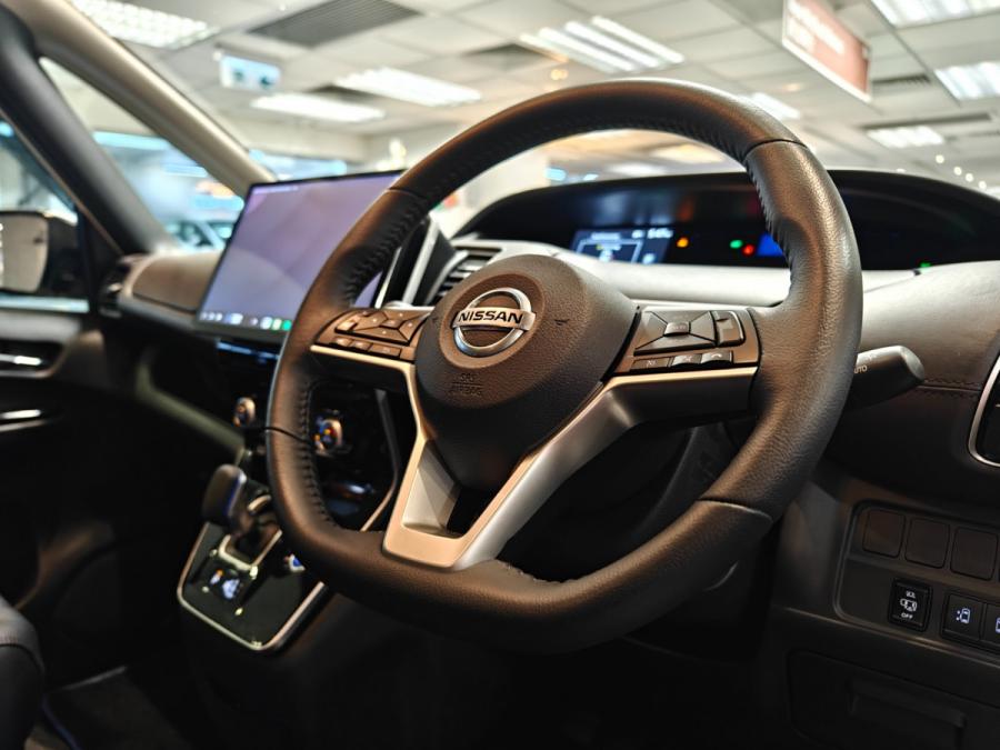 SERENA e-POWER HIGHWAY STAR - Image 12