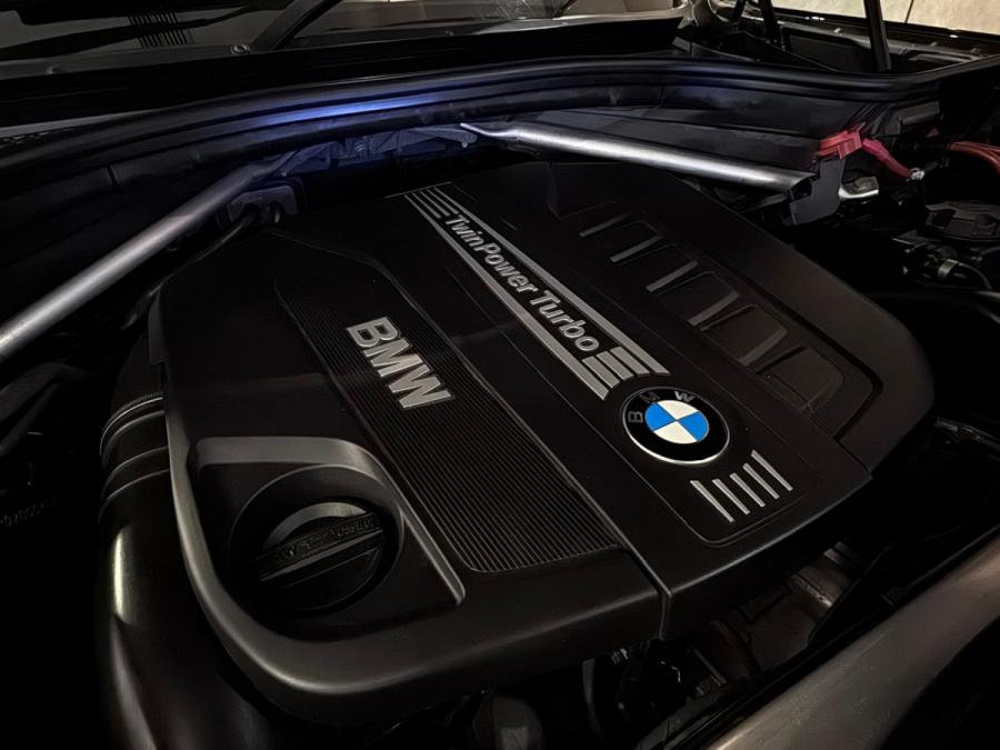 X5 XDRIVE30D - Image 10