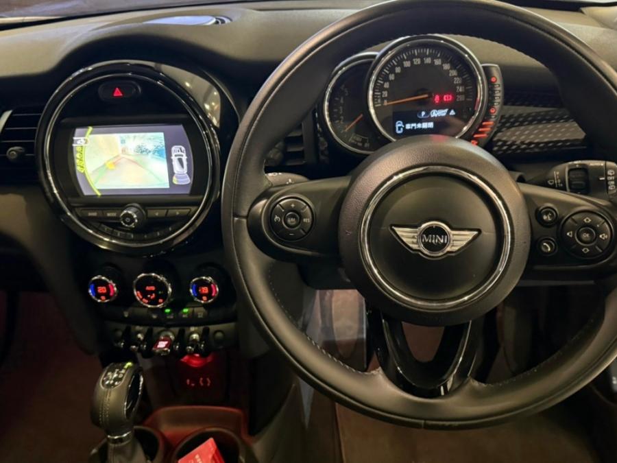 Mini Cooper S D - Image 3