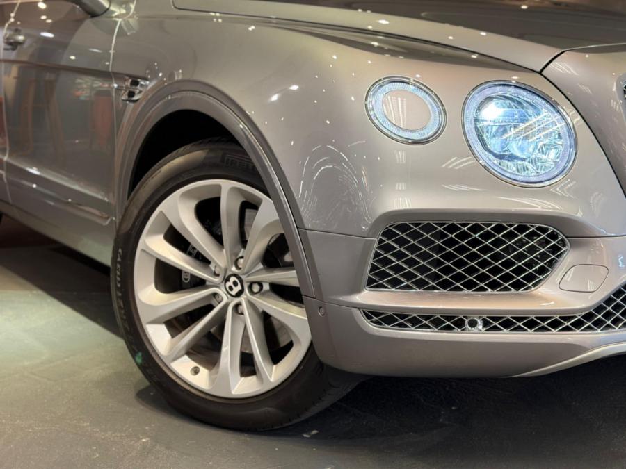 BENTAYGA - Image 2