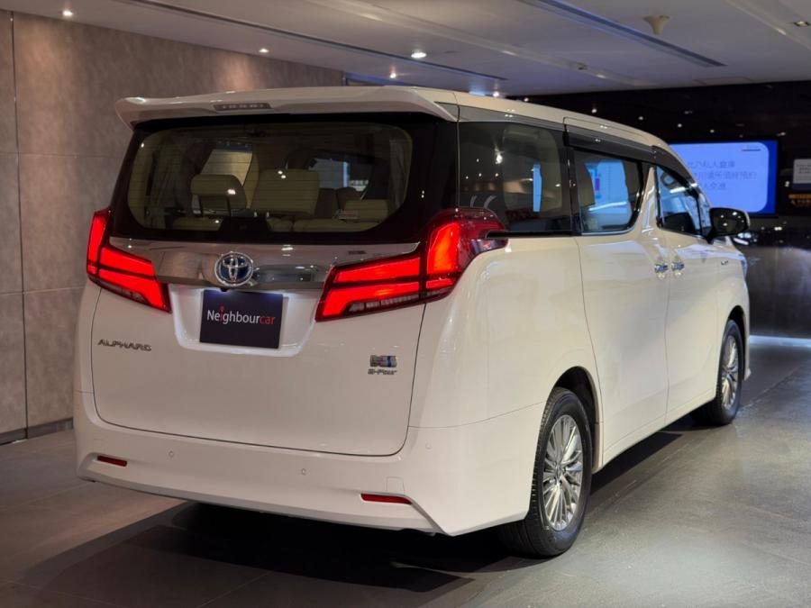 ALPHARD HYBRID - Image 4