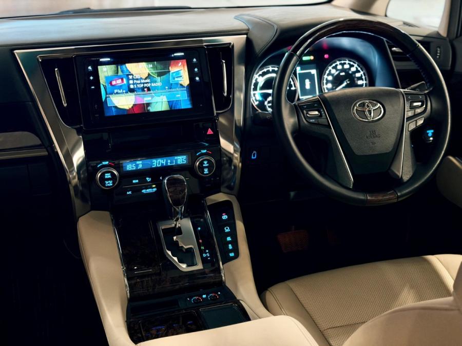 ALPHARD HYBRID - Image 6