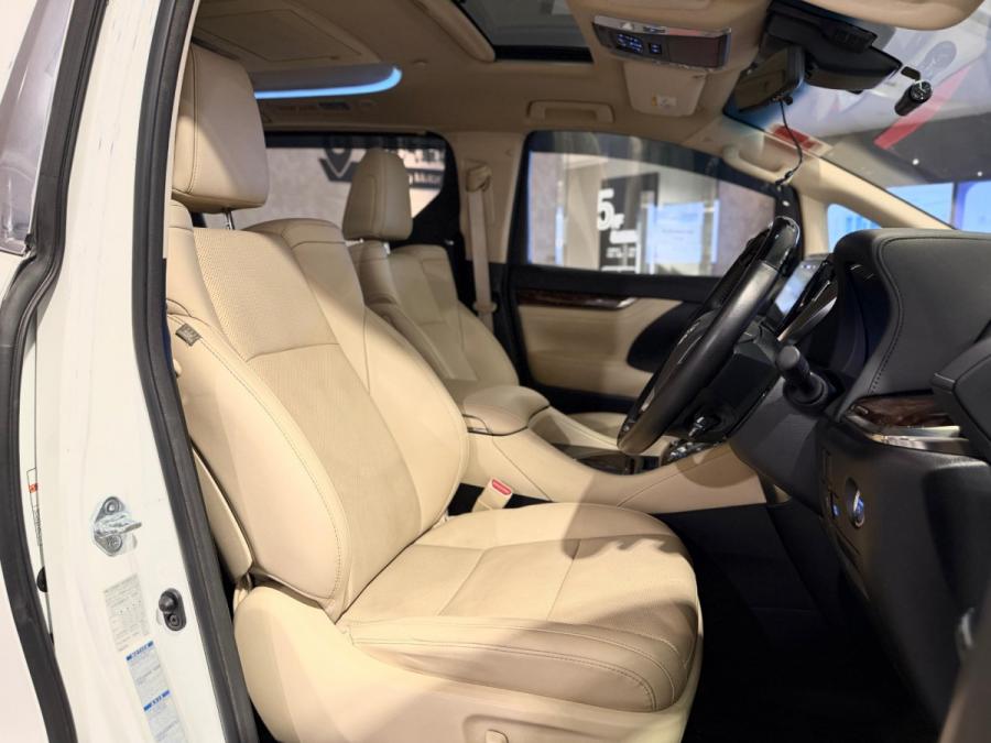 ALPHARD HYBRID - Image 8