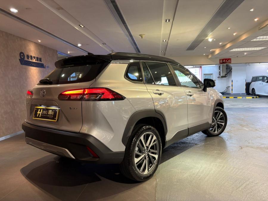 Corolla Cross Hybrid - Image 2