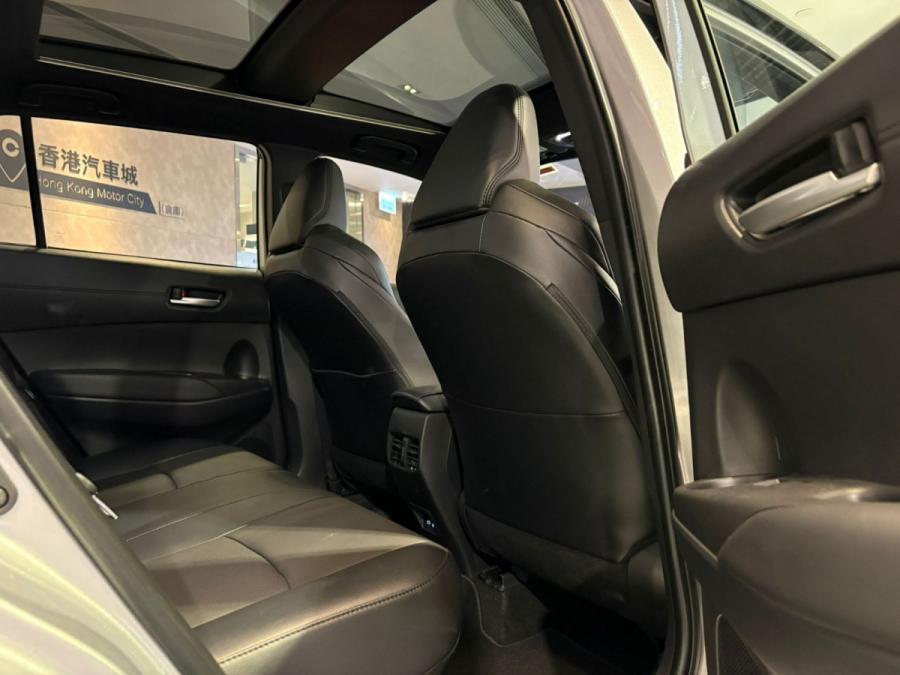 Corolla Cross Hybrid - Image 5