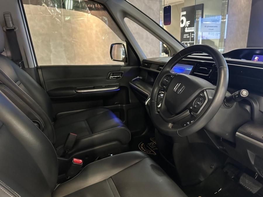 STEPWGN Spada e:HEV RP5 - Image 5