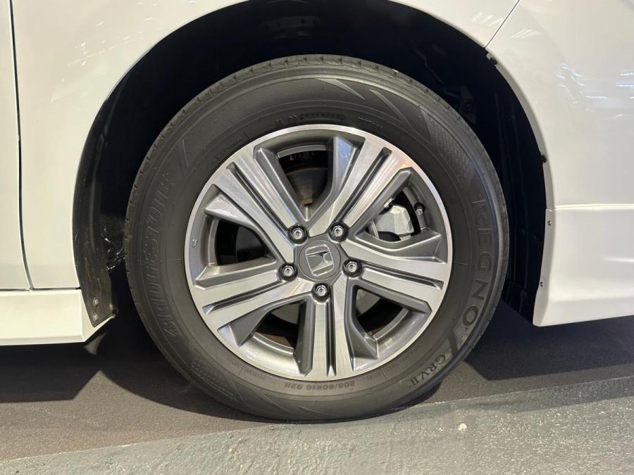 STEPWGN Spada e:HEV RP5 - Image 8