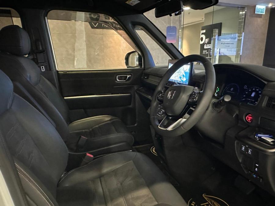 STEPWGN E:HEV PREMIUM LINE - Image 5