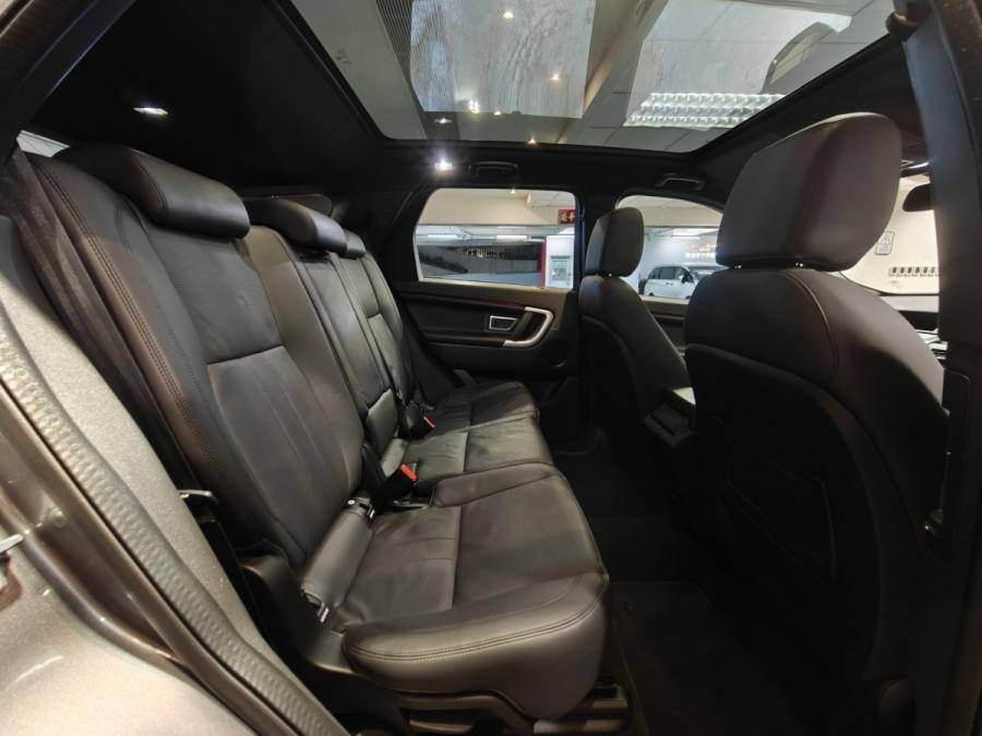 DISCOVERY SPORT SE 7S P240 LM - Image 10