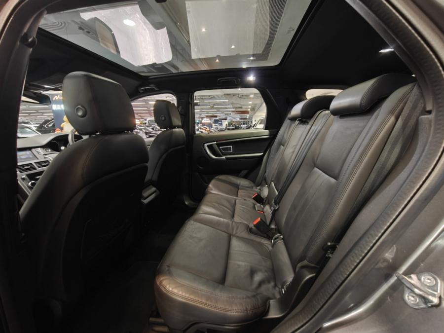 DISCOVERY SPORT SE 7S P240 LM - Image 11