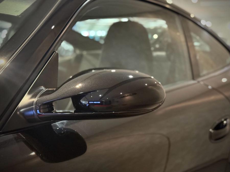 911 997 CARRERA S MANUAL - Image 4