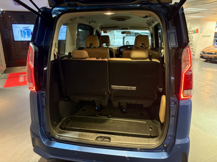 Serena Highway Stay VIP S-Hybrid - Image 5