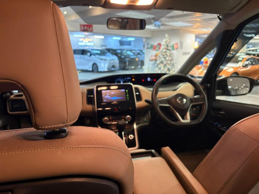 Serena Highway Stay VIP S-Hybrid - Image 3