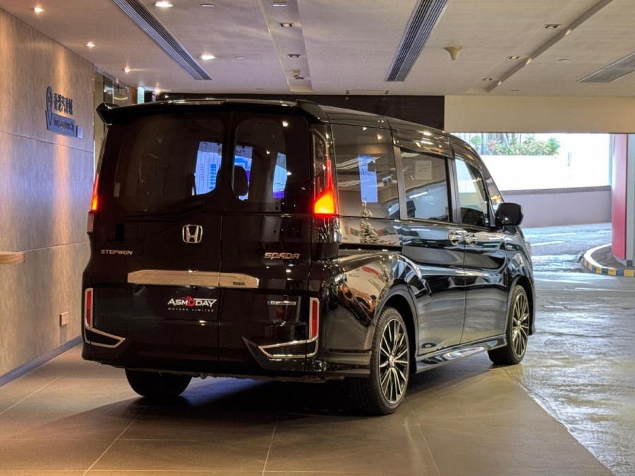 Stepwgn Hybrid EX Cool - Image 2