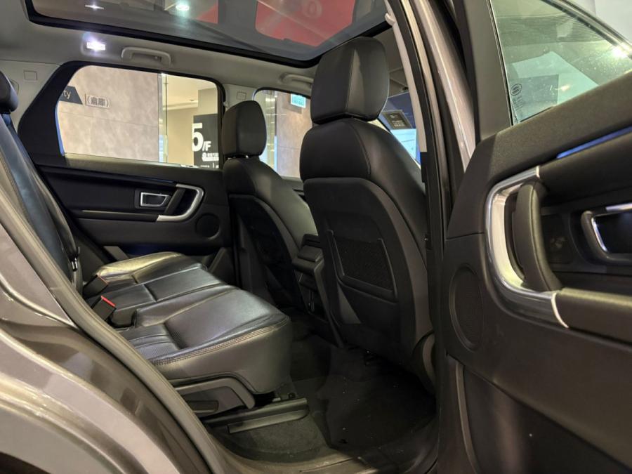 Discovery Sport SE 7S P240 - Image 4