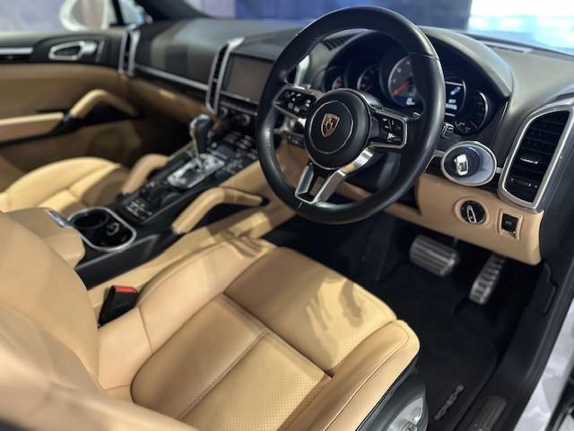 行貨Cayenne S V6+Turbo - Image 3