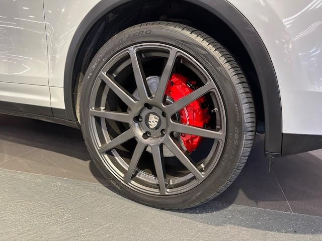 行貨Cayenne S V6+Turbo - Image 9