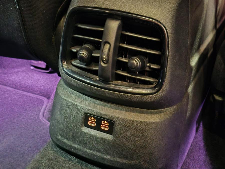 COUNTRYMAN - Image 13