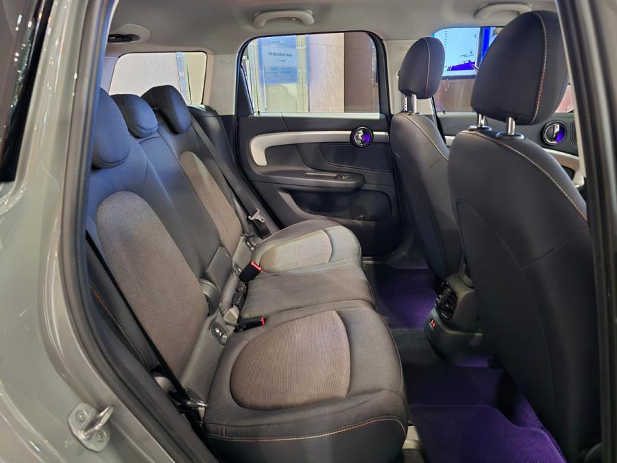 COUNTRYMAN - Image 6