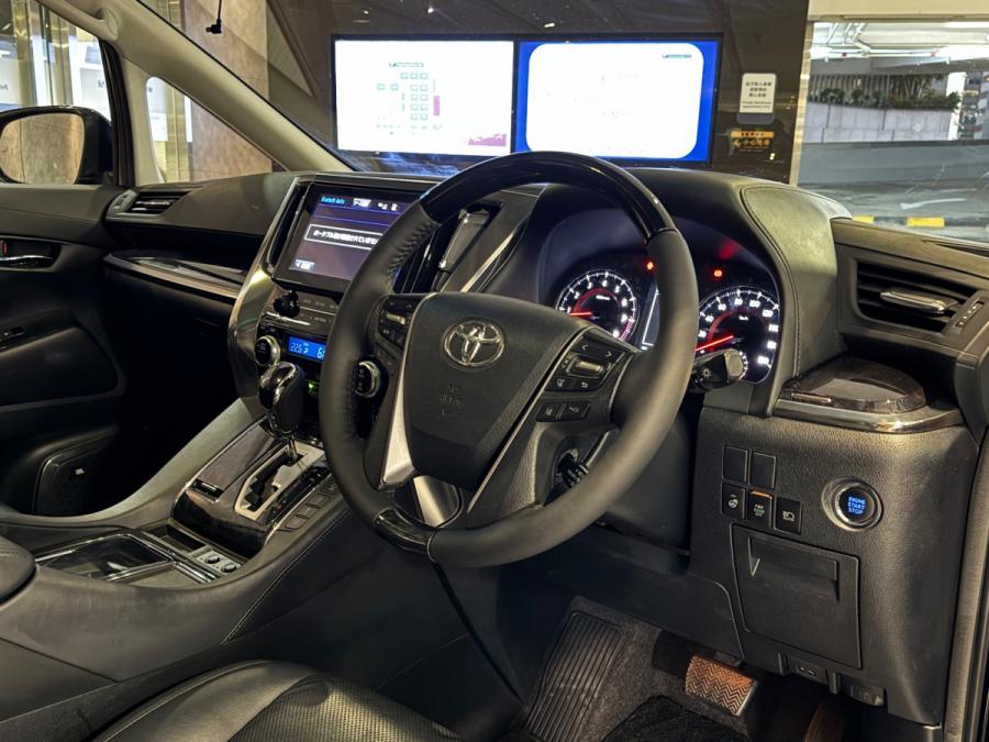 Vellfire 3.5 ZG Modellista - Image 3