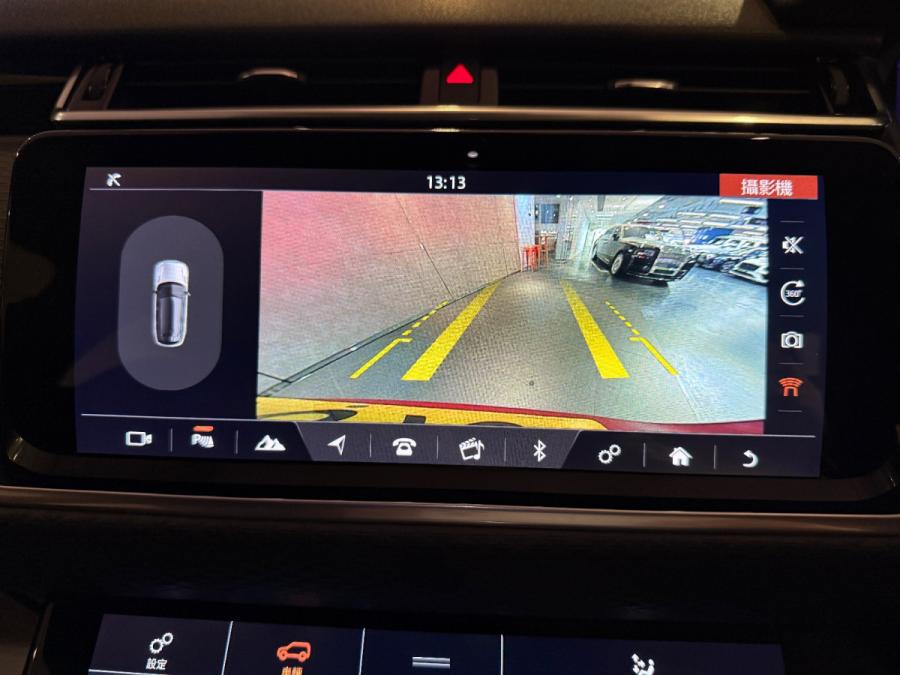 Velar RR R-DYN S P250 - Image 27